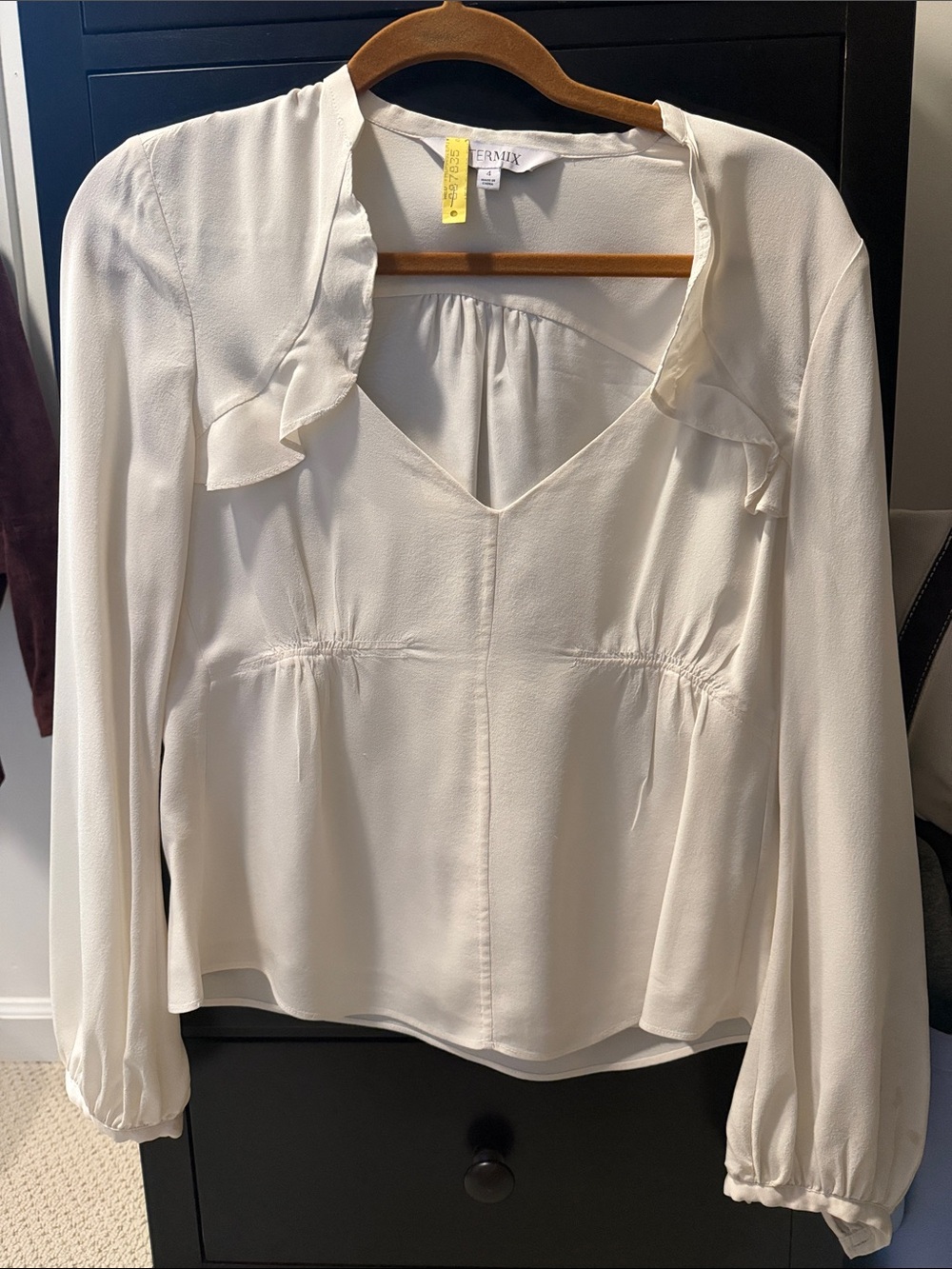 INTERMIX Cream V-Neck Ruffle Long-Sleeve Blouse